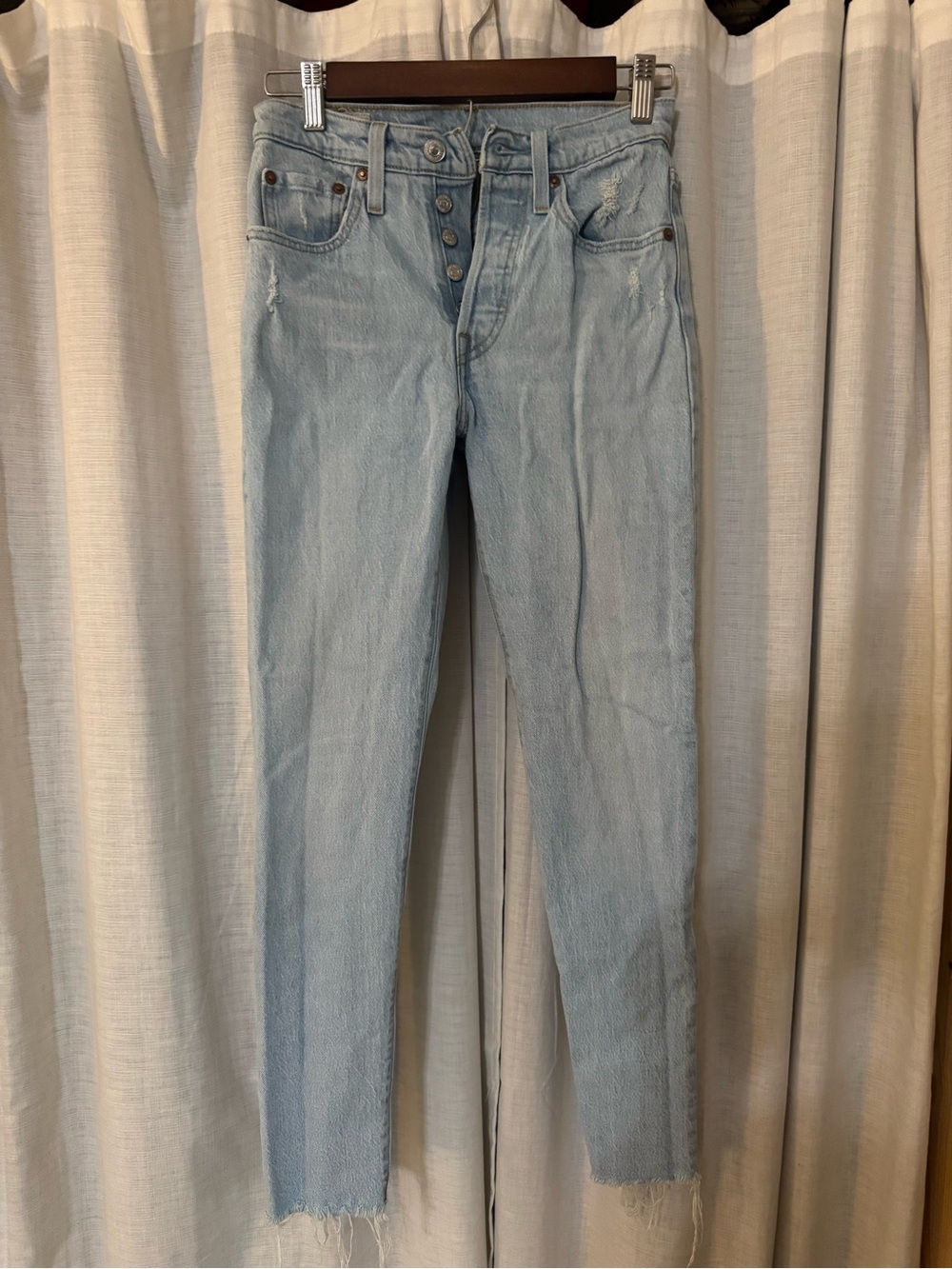 Levi’s 501 Original Button Fly Jeans Women’s W24 L28 Light Wash Raw Hem